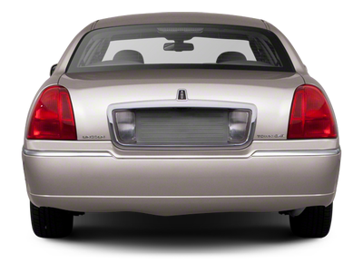 2010 Lincoln Town Car Signature Limited