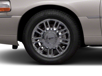 2010 Lincoln Town Car Signature Limited