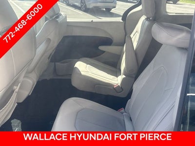 2019 Chrysler Pacifica Touring L