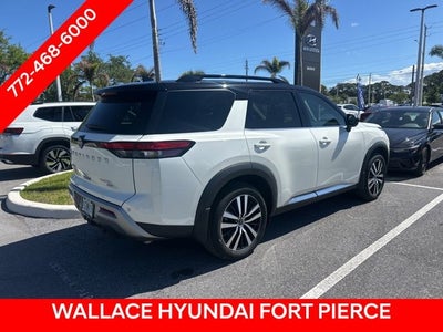 2024 Nissan Pathfinder Platinum