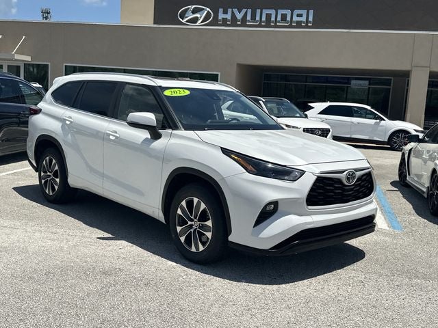 2023 Toyota Highlander XLE