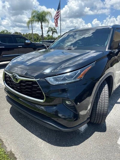 2022 Toyota Highlander Limited