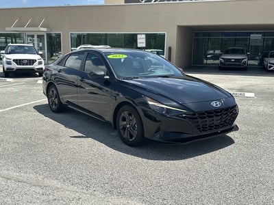 2022 Hyundai Elantra SEL
