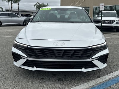 2025 Hyundai Elantra SEL Sport