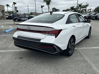 2025 Hyundai Elantra SEL Sport