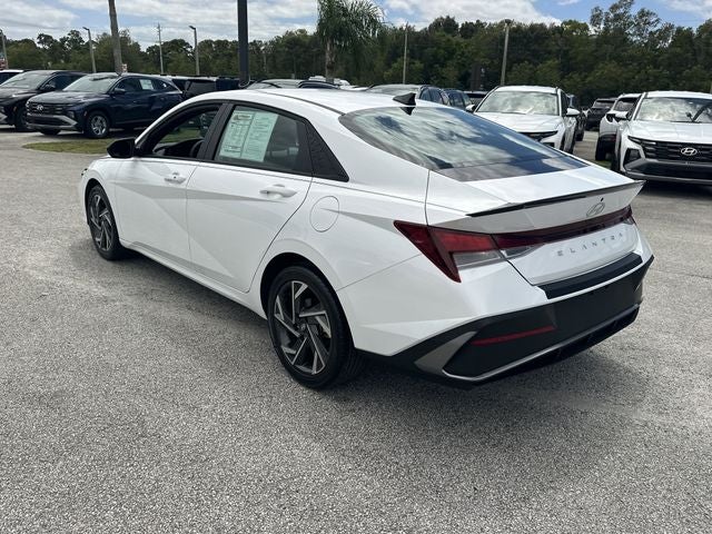 2025 Hyundai Elantra SEL Sport