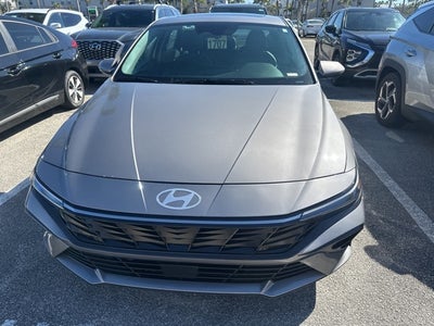 2024 Hyundai Elantra Hybrid Limited
