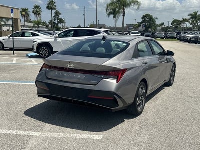 2024 Hyundai Elantra Limited