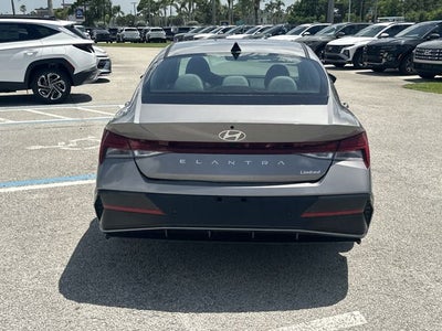 2024 Hyundai Elantra Limited