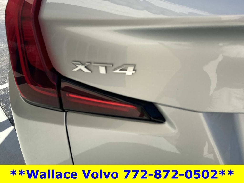 2019 Cadillac XT4 Premium Luxury