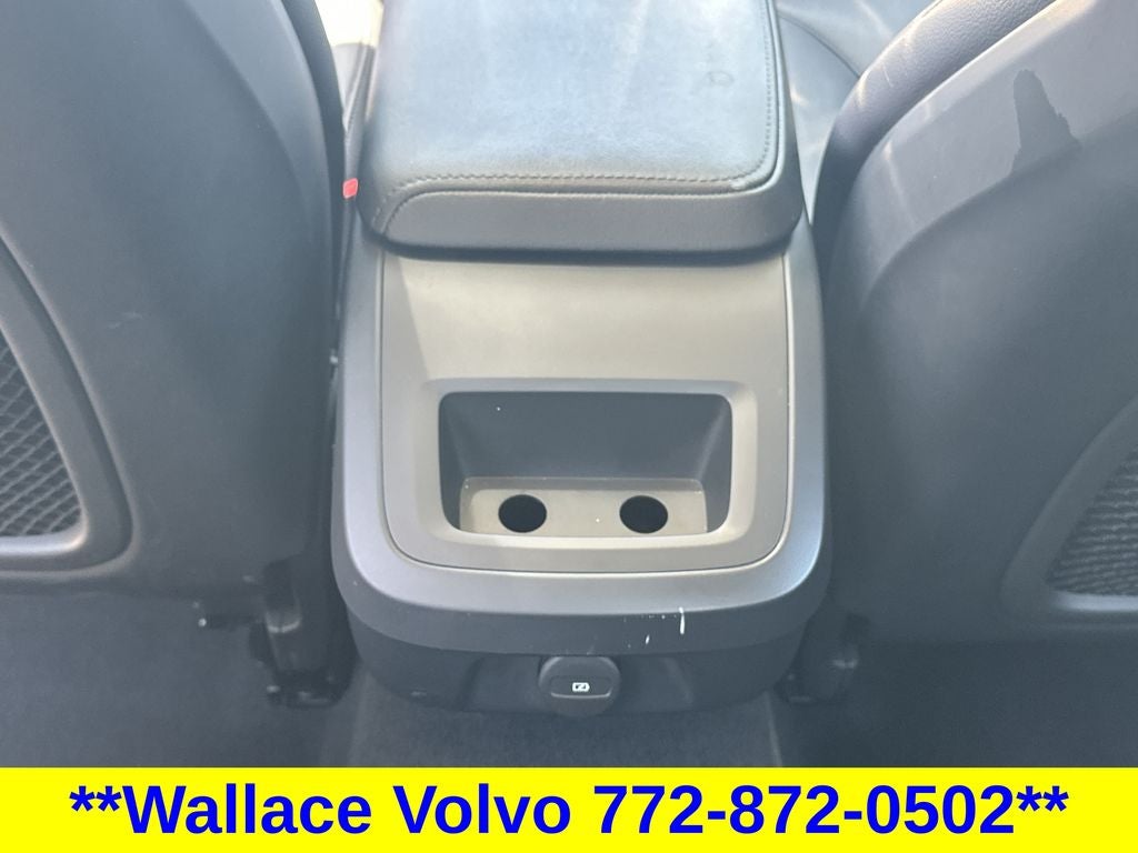 2024 Volvo S60 B5 Core Dark Theme