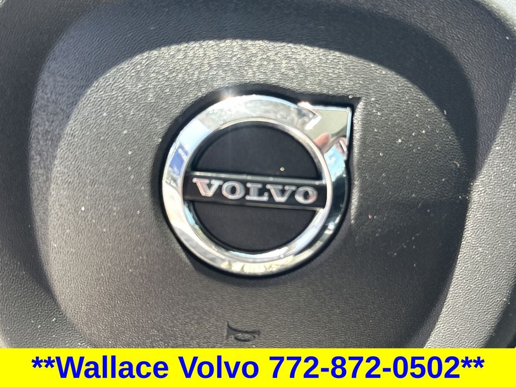 2024 Volvo S60 B5 Core Dark Theme