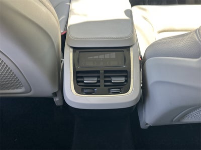 2021 Volvo XC90 T5 Momentum