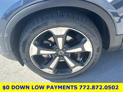 2021 Volvo XC40 Momentum