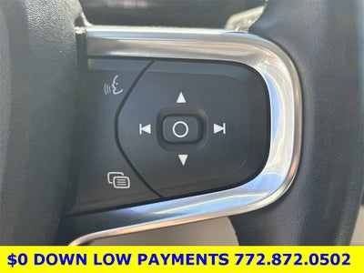 2021 Volvo XC40 Momentum