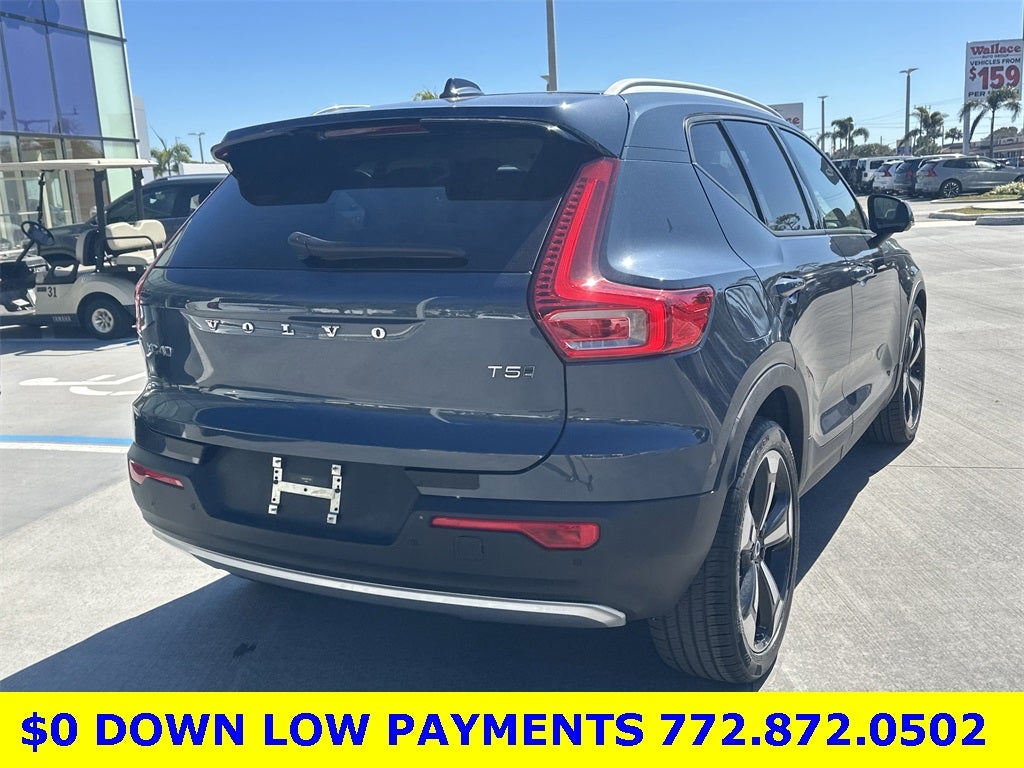 2021 Volvo XC40 Momentum