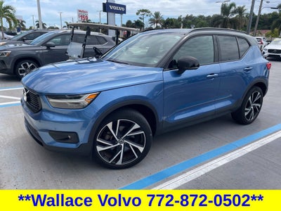2020 Volvo XC40 R-Design