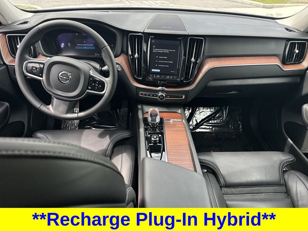2024 Volvo XC60 Recharge Plug-In Hybrid Ultimate
