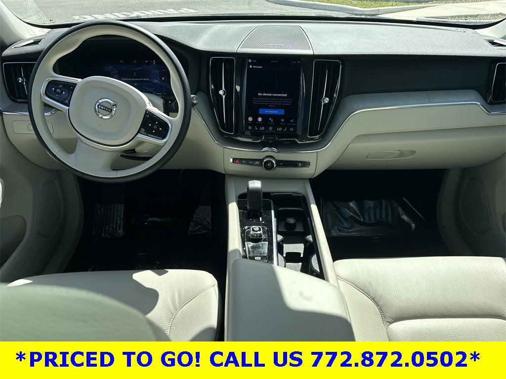 2023 Volvo XC60 B5 Plus Dark Theme
