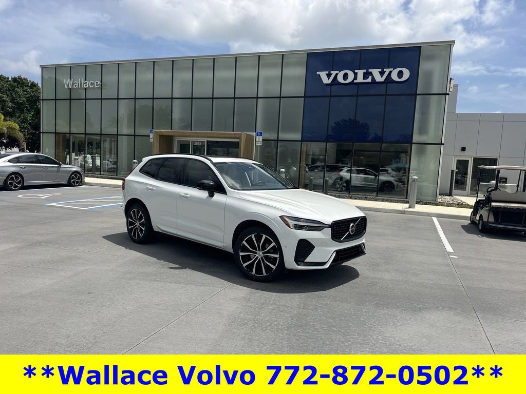 2024 Volvo XC60 B5 Plus Dark Theme
