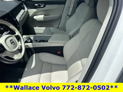2024 Volvo XC60 B5 Plus Dark Theme