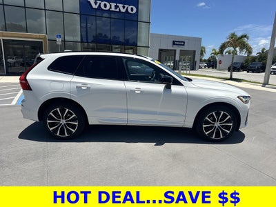2023 Volvo XC60 B5 Plus Dark Theme