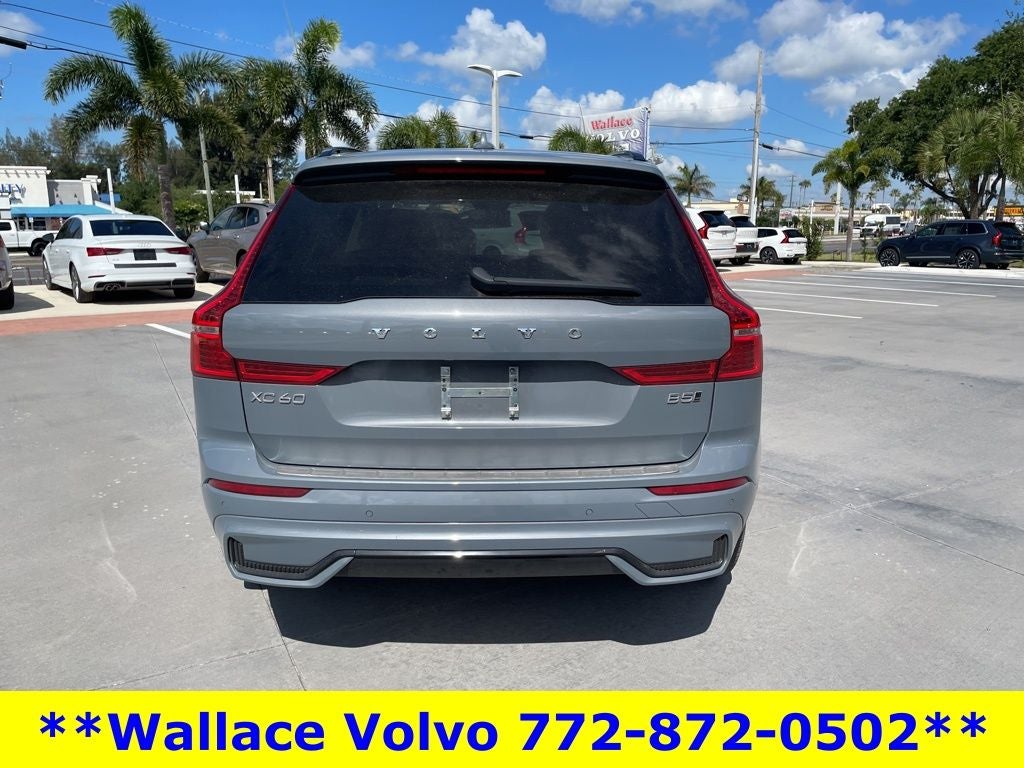2024 Volvo XC60 B5 Plus Dark Theme
