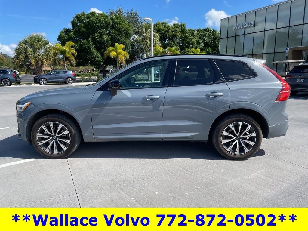 2024 Volvo XC60 B5 Plus Dark Theme