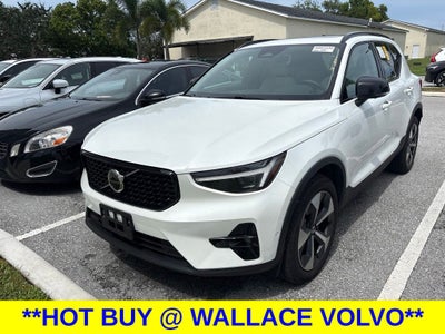 2026 Volvo XC40 B5 Plus
