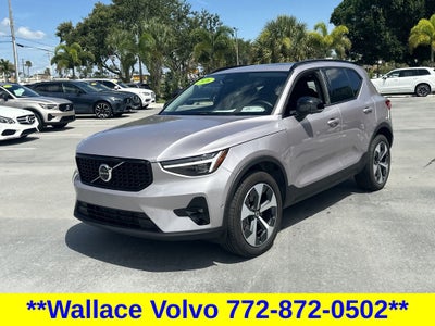 2026 Volvo XC40 B5 Plus