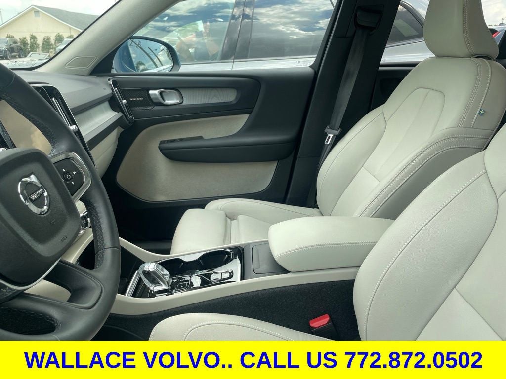 2024 Volvo XC40 Ultimate