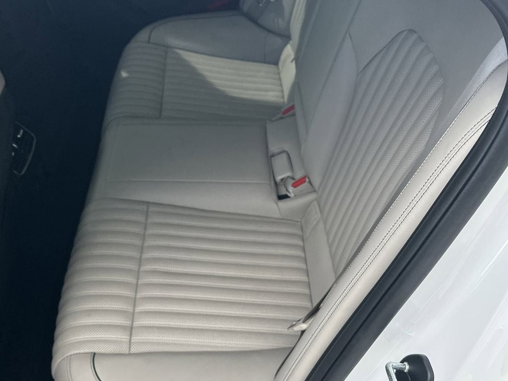 2023 Genesis G70 2.0T **SPORT PRESTIGE PACKAGE**