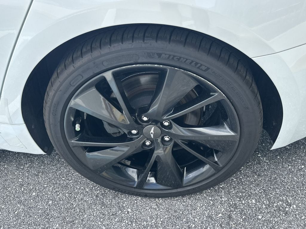 2023 Genesis G70 2.0T **SPORT PRESTIGE PACKAGE**