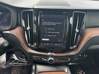 2024 Volvo XC60 Recharge Plug-In Hybrid Ultimate