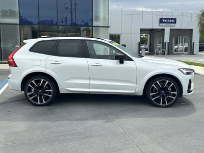 2024 Volvo XC60 Recharge Plug-In Hybrid Ultimate