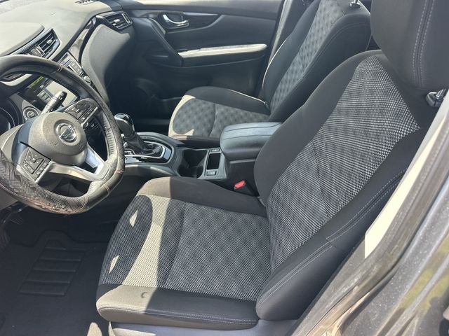 2021 Nissan Rogue Sport SV