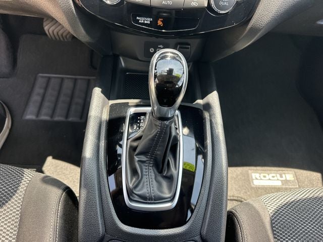 2021 Nissan Rogue Sport SV