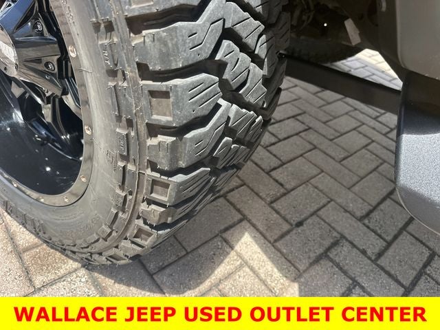 2020 Jeep Wrangler Unlimited Sahara **LIFTED**