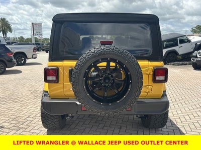 2020 Jeep Wrangler Unlimited Sahara **LIFTED**