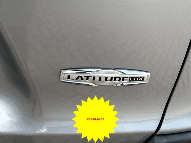2022 Jeep Cherokee Latitude Lux