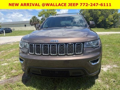 2019 Jeep Grand Cherokee Laredo E