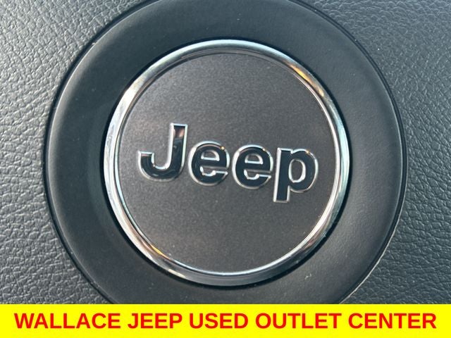 2019 Jeep Grand Cherokee Laredo E