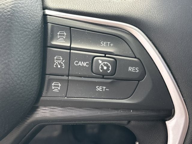 2026 Jeep Grand Cherokee Laredo X