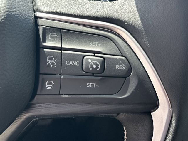 2026 Jeep Grand Cherokee Laredo X