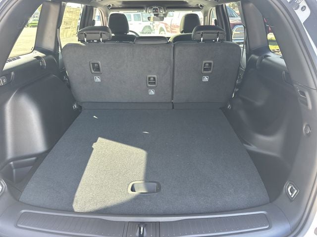 2026 Jeep Grand Cherokee Laredo X