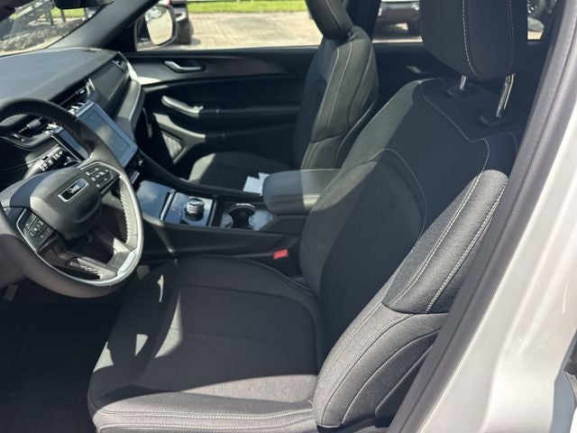 2026 Jeep Grand Cherokee Laredo X