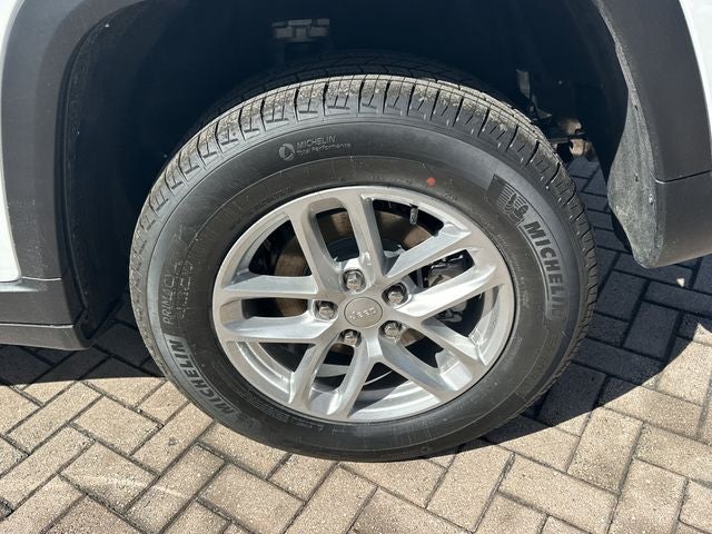 2026 Jeep Grand Cherokee Laredo X