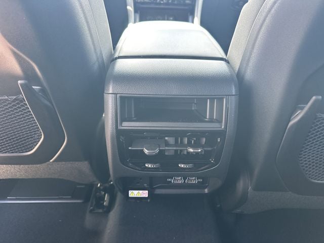 2026 Jeep Grand Cherokee Laredo X