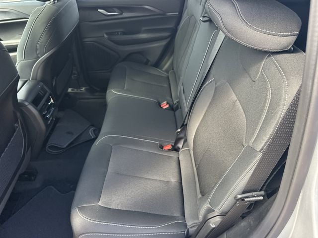 2026 Jeep Grand Cherokee Laredo X