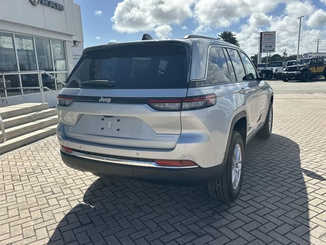 2026 Jeep Grand Cherokee Laredo X